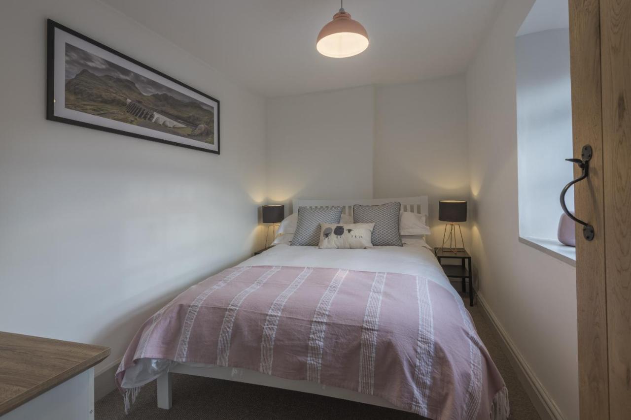 Finest Retreats - Tegannedd - Luxury Grade II Listed Cottage With Hot Tub Ffestiniog Buitenkant foto